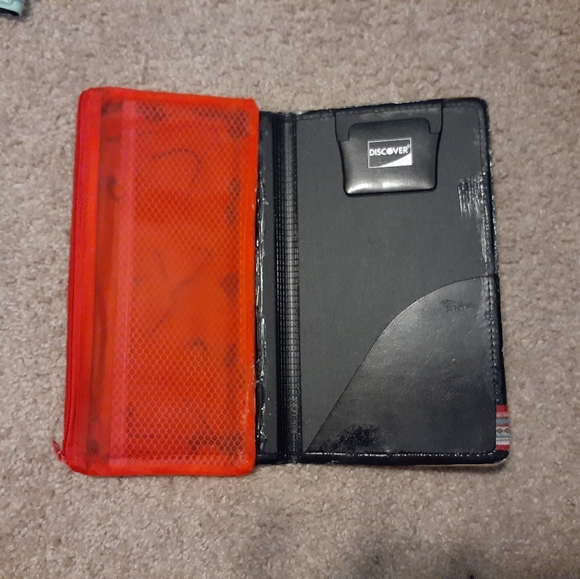 Server Wallet - Picture 2 of 3